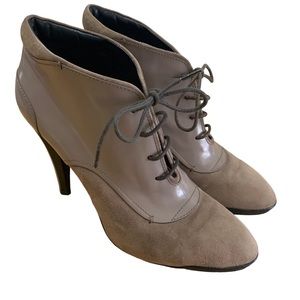 Tod’s Taupe Patent and Suede Lace Up Heeled Booties size 41
